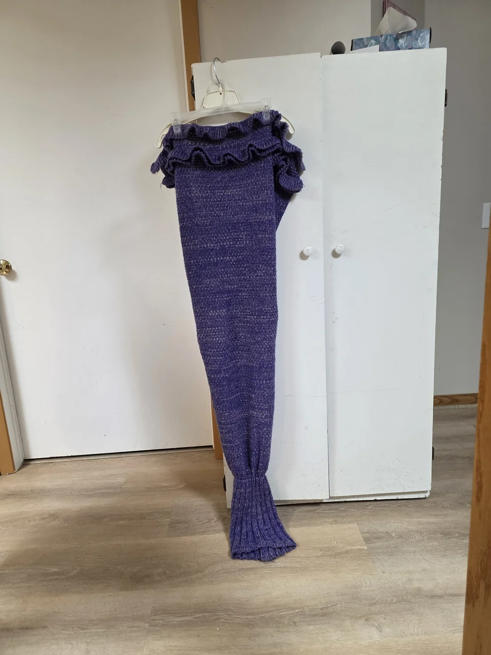 Cozy Purple Knit Mermaid Tail Blanket with Ruffle Waist